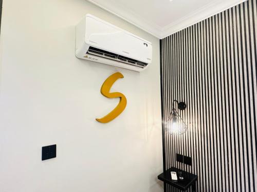 Stay Inn ApartHotel - image 2