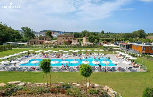 Moretti Village - SOPHIE ROOMS COUNTRY HOUSE - Montegranaro Moretti Village - SOPHIE ROOMS COUNTRY HOUSE - Montegranaro