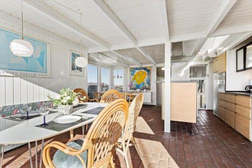 LK2118-Lokken-Jomfrubakkerne-15 in Lokken