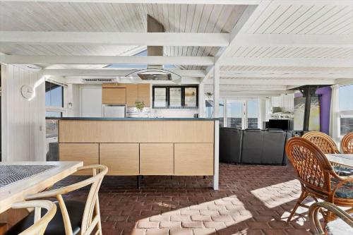 LK2118-Lokken-Jomfrubakkerne-15 in Lokken