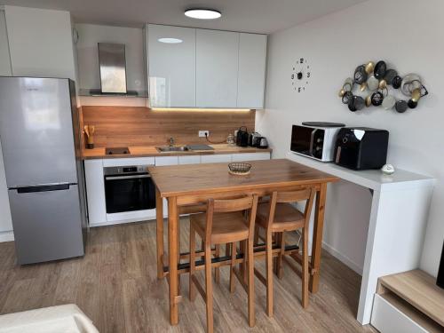 Le charme aux portes de Paris in Боньойл-сюр-Марн