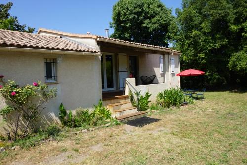 Pleasant house close to Anduze - Location saisonnière - Anduze