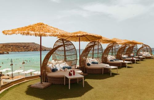 Pub/Ruang Rehat, Radisson Blu Resort & Spa, Malta Golden Sands in Mellieha