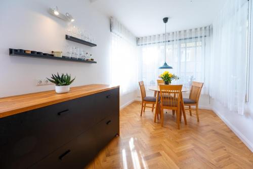 House in Kalamaja with wood heating sauna, Tallinn (photo 3)