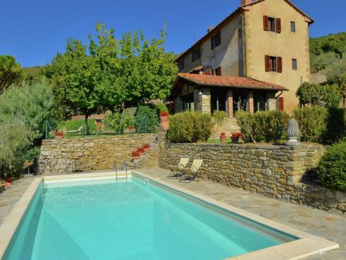  Elegant Villa near Cortona in Cortona