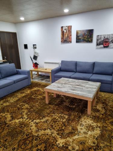 Yellow stone in Faraya