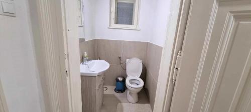 Universal Apartment Budapest - image 2