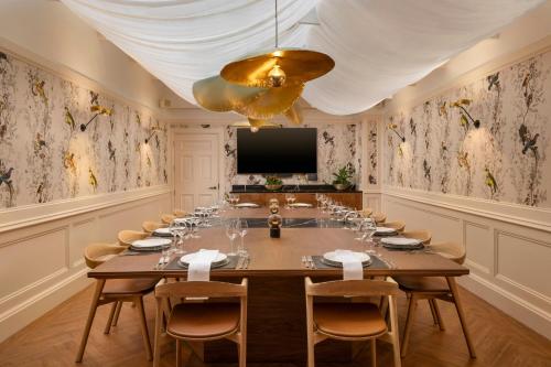 Meeting room / ballrooms, AC Hotel Glasgow near The Necropolis