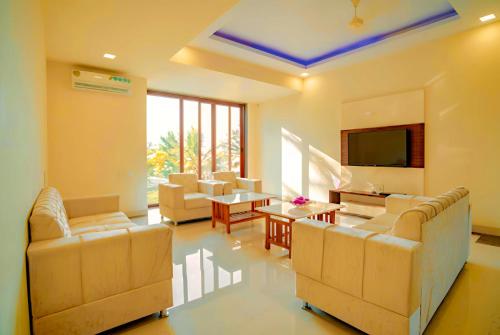 Luxury Seaside 8bhk Beach Villa Alibaug C-7OOO AND 28288I - image 5