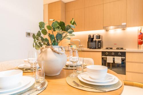 Luxury 1BR Stay, Connected to Dubai Mall and Burj Khalifa, Vida Dubai Mall Tower 2, Downtown Dubai by Deluxe Holiday Homes, Dubai (Foto 5)