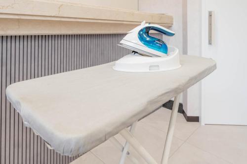 Front Desk-less Fitness Hotel Iroha in Kishiwada