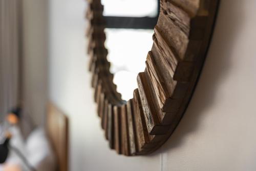The Sage 712 - image 3
