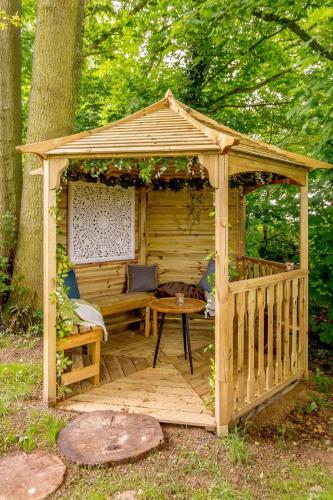 A szálláshely kívülről, Sunset Lodge in Bledington