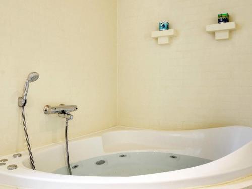 Spa, 6 person holiday home in Hemmet in Falen