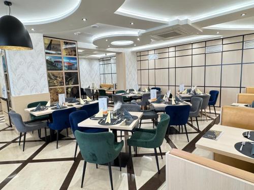 Restaurant, Hotel Aurum Family "A" in Hajduszoboszlo