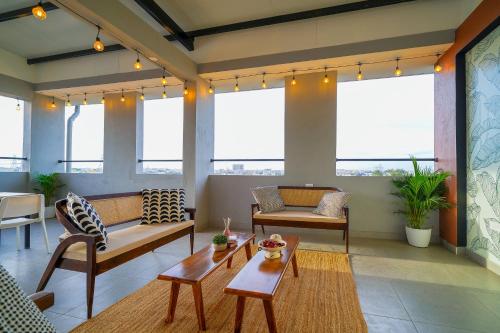 Balcony/terrace, Olive Hotel Hoodi by Embassy Group in Krishnarajapura