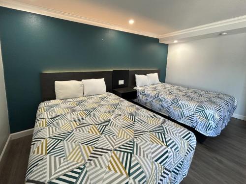 Studio 6 Suites Buena Park, CA - Anahiem/Near Maingate Knotts – Buena Park, CA