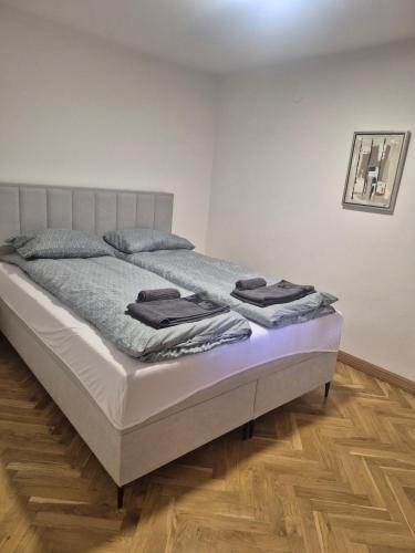 Apartment 110m2 Aircondition 2 Bedroom