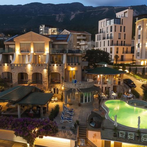 Spa Resort Luxury Apartments 2