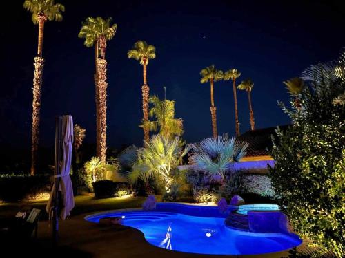 Palm Breezes in Rancho da Miragem (CA)
