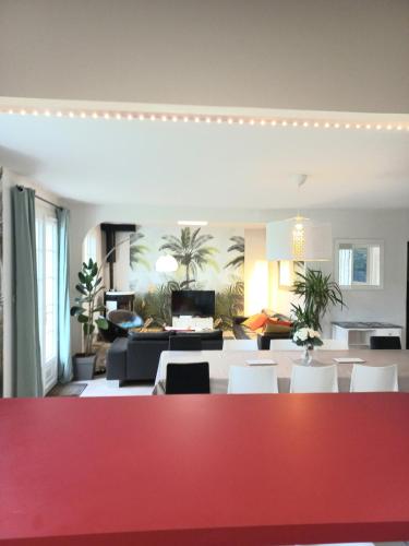 Évasion entre Seine et forêt (Evasion entre Seine et foret) in 沃勒佩尼