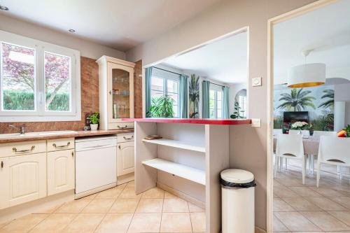 Évasion entre Seine et forêt (Evasion entre Seine et foret) in 沃勒佩尼