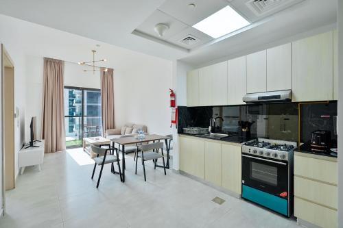 Stylish 1BR Retreat Huge Balcony, Dubai (foto 3)