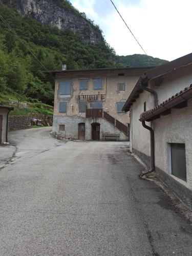 Viesnīcas āriene, Il vento tra le margherite in Lastebasse
