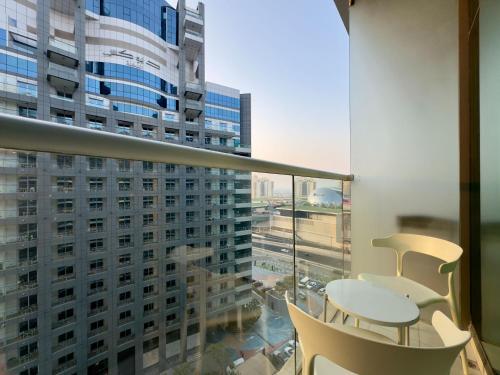 Seven Palm Studio Roof Top Pool Beach Gym for free, Dubaj (zdjęcie 8)