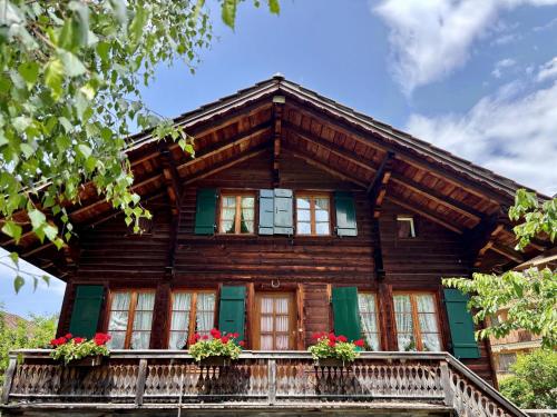  Chalet Lena - Managed by Hotel Gstaaderhof in Gstaad