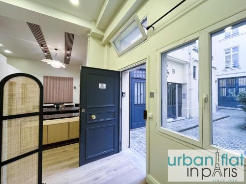 UrbanFlat 05 - Courtyard Apartment in Central Paris - image 11