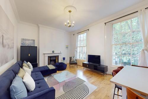 Spacious 3BDR-Steps To Kings Cross Tube, Londyn