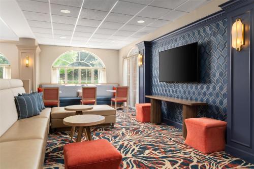 Hampton Inn & Suites Middletown - image 14