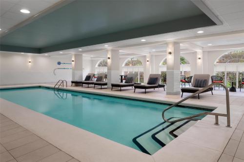 Hampton Inn & Suites Middletown - image 11