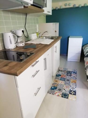 Petit studio bien équipé (Petit studio bien equipe) in Laon