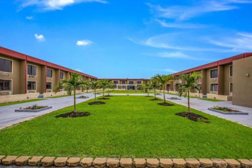 View, Hotel O Orlando Airport near Florida Mall in FL Mall