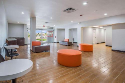 Facilities, Hotel O Orlando Airport near Florida Mall in FL Mall