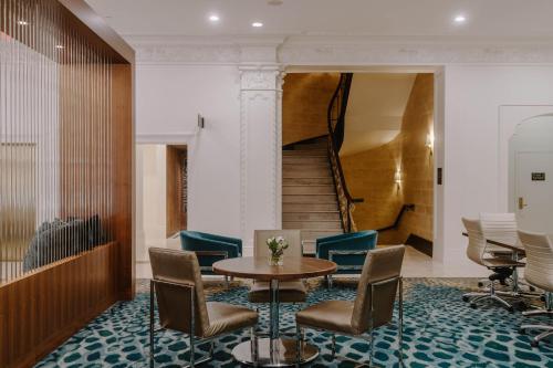 ล็อบบี้, Rusk House Serviced Apartments near ศูนย์ประชุมจอร์จ อาร์ บราวน์