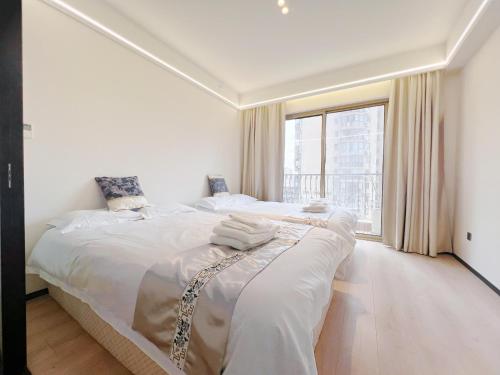 500-square-meter river view luxury home with elevator access near Yu Garden, Shanghai (photo 5)