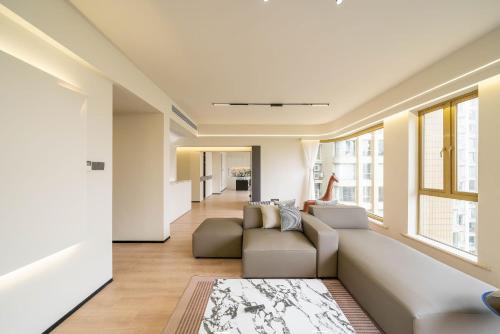 500-square-meter river view luxury home with elevator access near Yu Garden, Shanghai (photo 7)