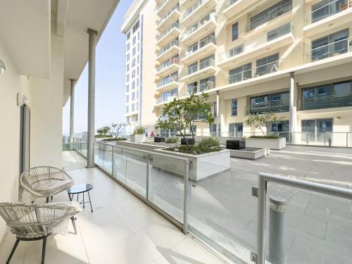 Designer Duplex with Stunning Views Pacific Residence, Ras Al Khaimah