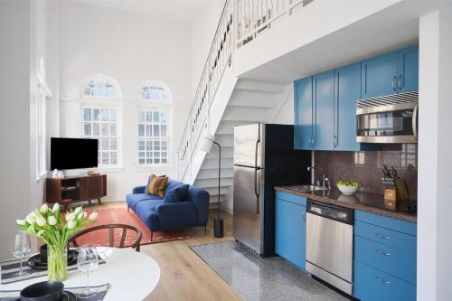 Rusk House Serviced Apartments near ศูนย์ประชุมจอร์จ อาร์ บราวน์