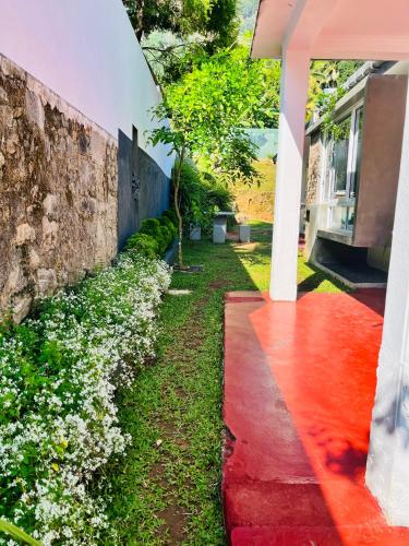 The Releaf-Ambuluwawa in جامبولا