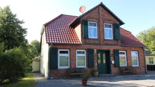 Kapitänshaus FW 1 EG li in Wustrow, Deutschland