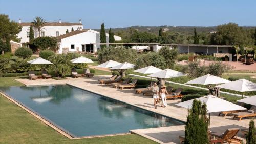 Torralbenc, a Small Luxury Hotel of the World Hotel de charme Cala Canutells