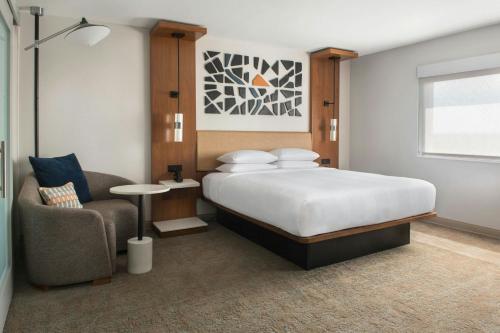 Tower Square Hotel Springfield - image 13