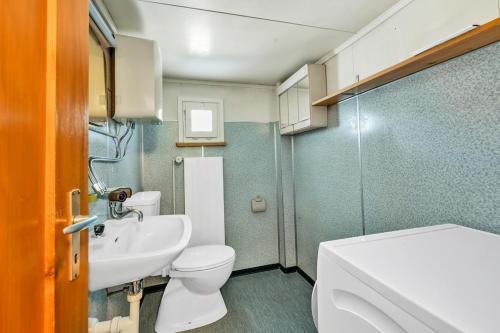romatisches Chalet mit Bodenseesicht in Wolfhalden