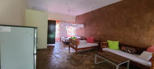 PRIMESHADE GUESTHOUSE in Malindi