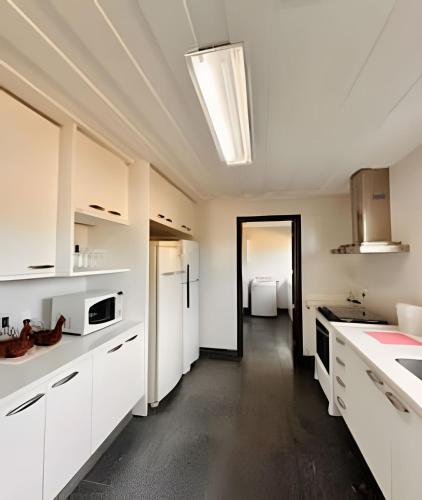 주방, Mansão Casa Búzios Ferradura 5 Suítes, Pé na areia (Mansao Casa Buzios Ferradura 5 Suites, Pe na areia) in 페라두라 비치