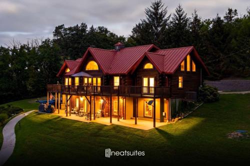 Lakeside Log Home, Private Dock, Near Ark! in ดราย ริดจ์ (KY)